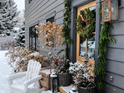 Read This Before Decorating Your Siding for the Holidays